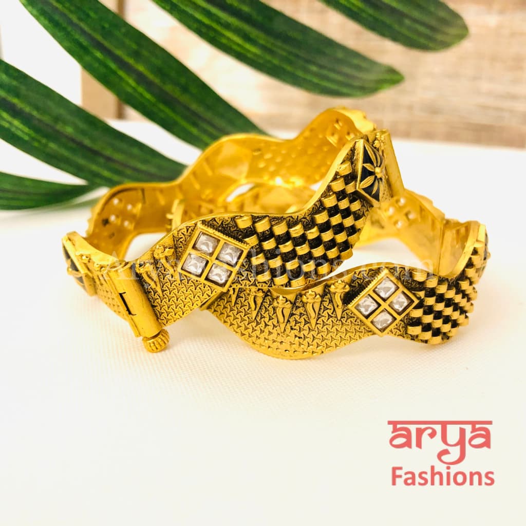 Antique finish Rajwadi Kada Bangles