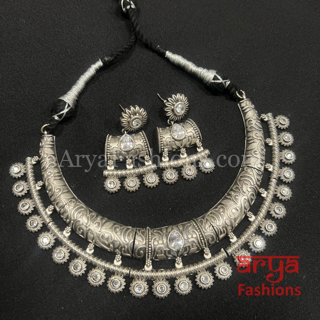 Ethnic Oxidized Silver Tribal Hasli Necklace