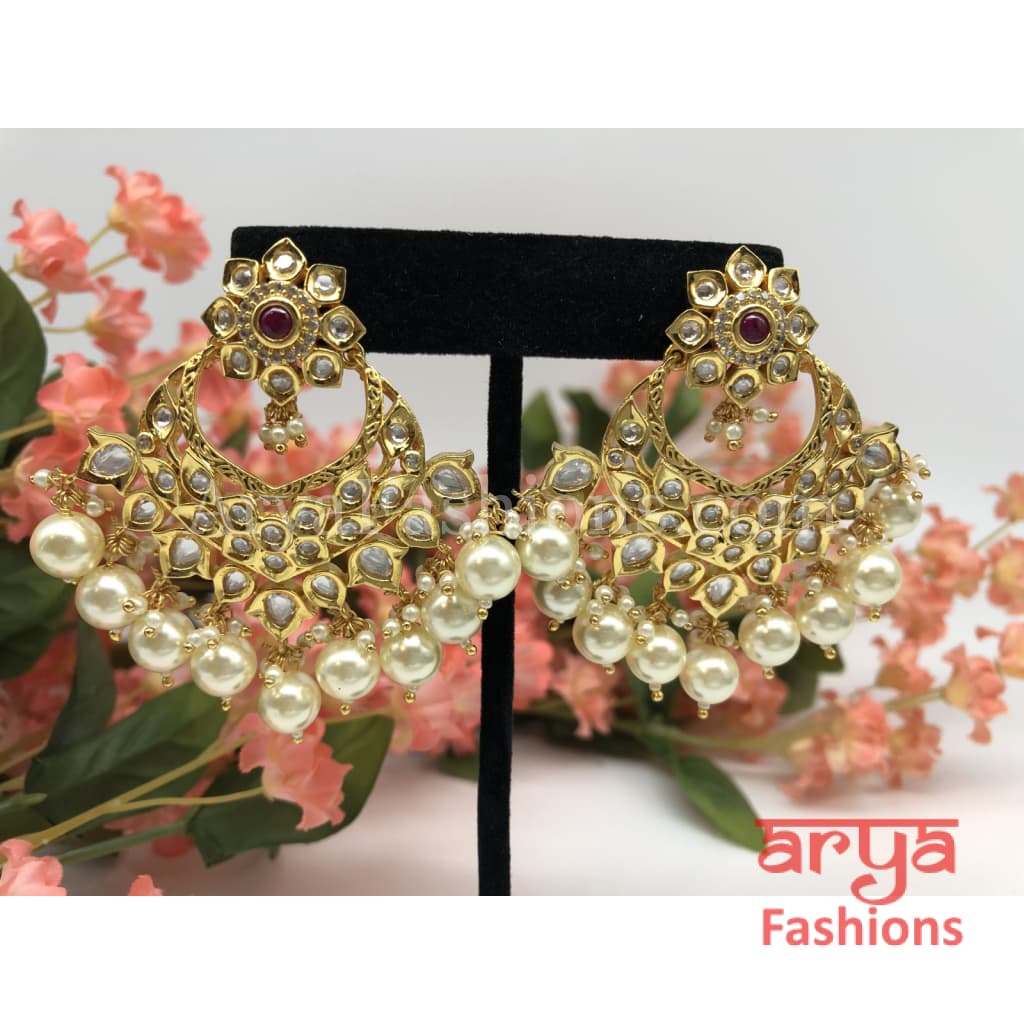 Anaira Kundan Pearl Chandbalis