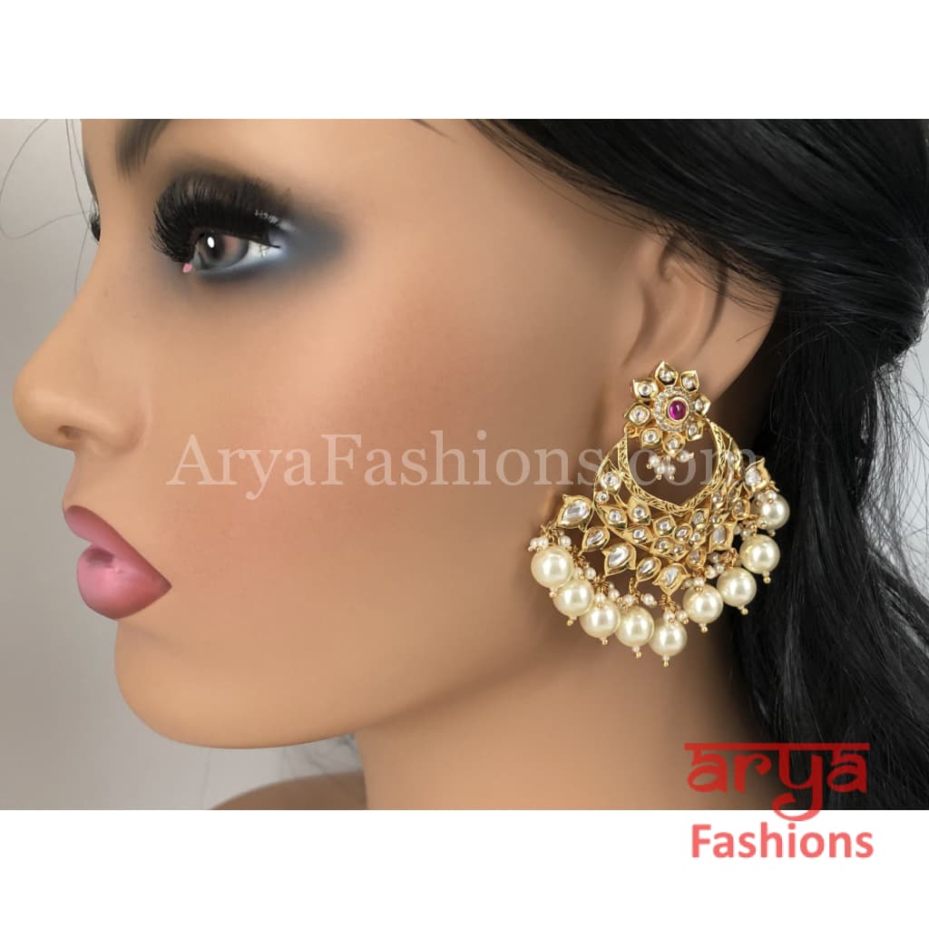 Anaira Kundan Pearl Chandbalis