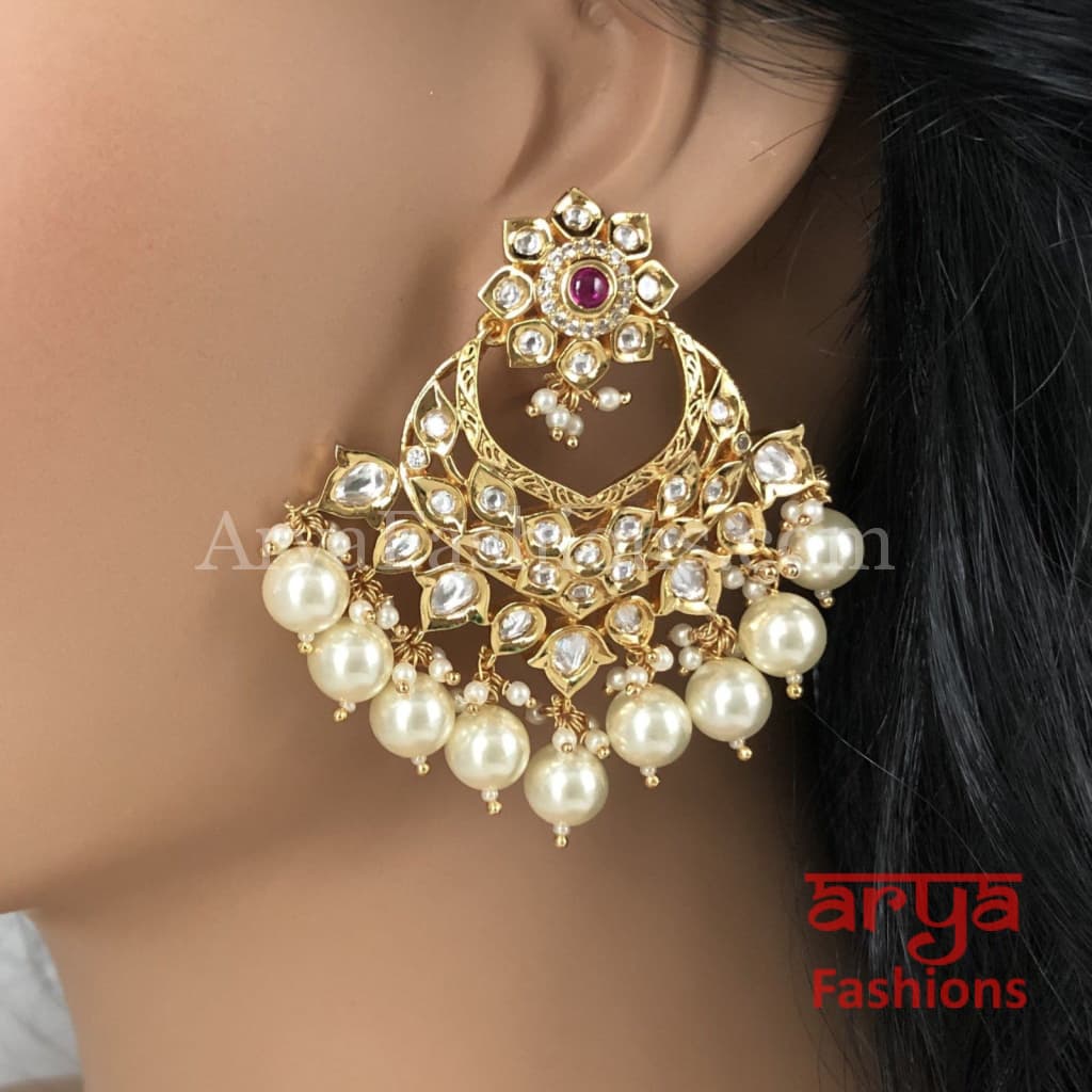 Anaira Kundan Pearl Chandbalis