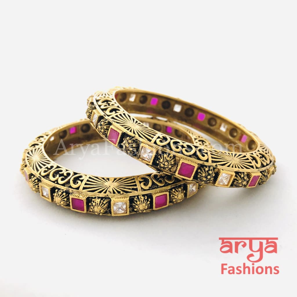 Black Meenakari Kundan Bangles / Rajwadi Kada