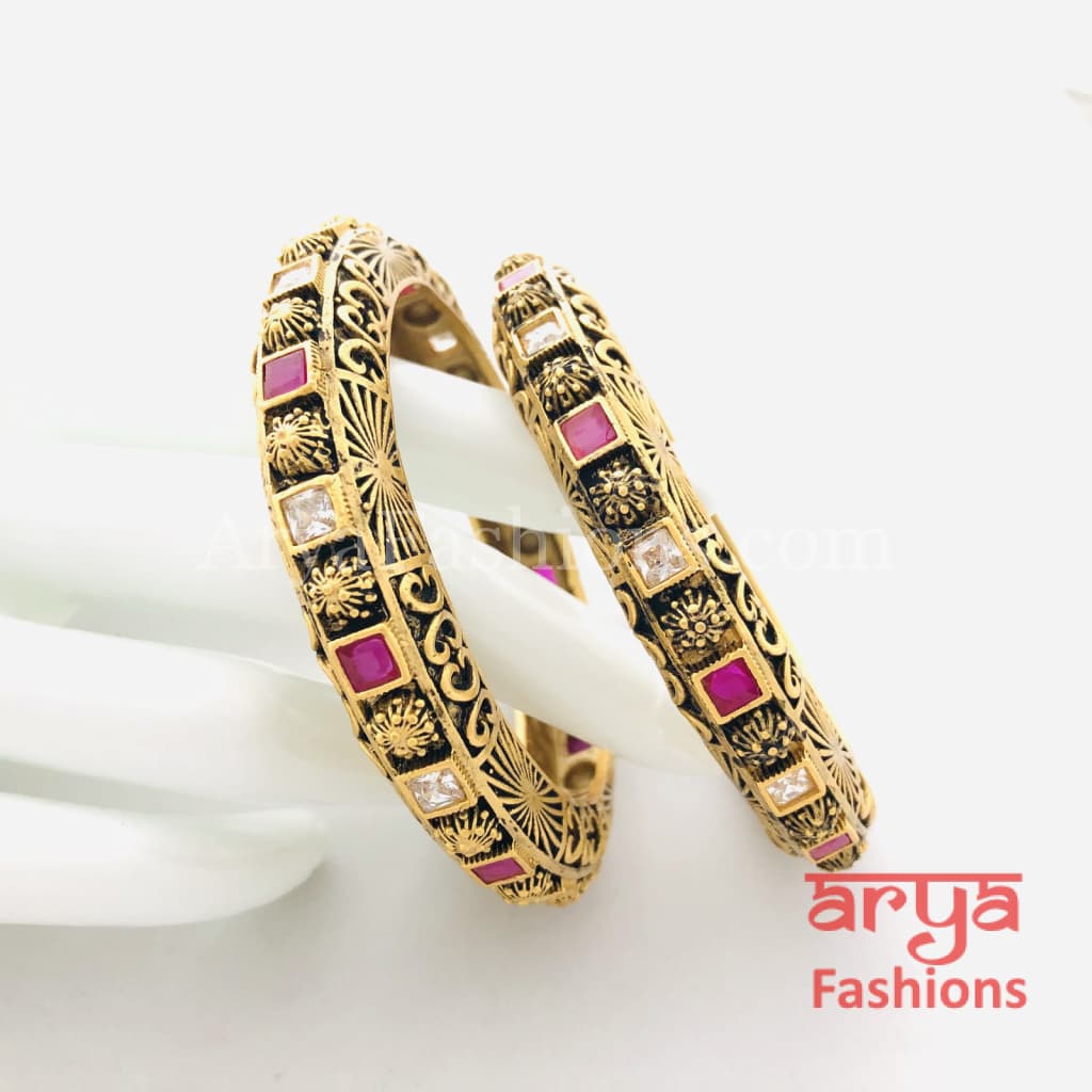 Black Meenakari Kundan Bangles / Rajwadi Kada