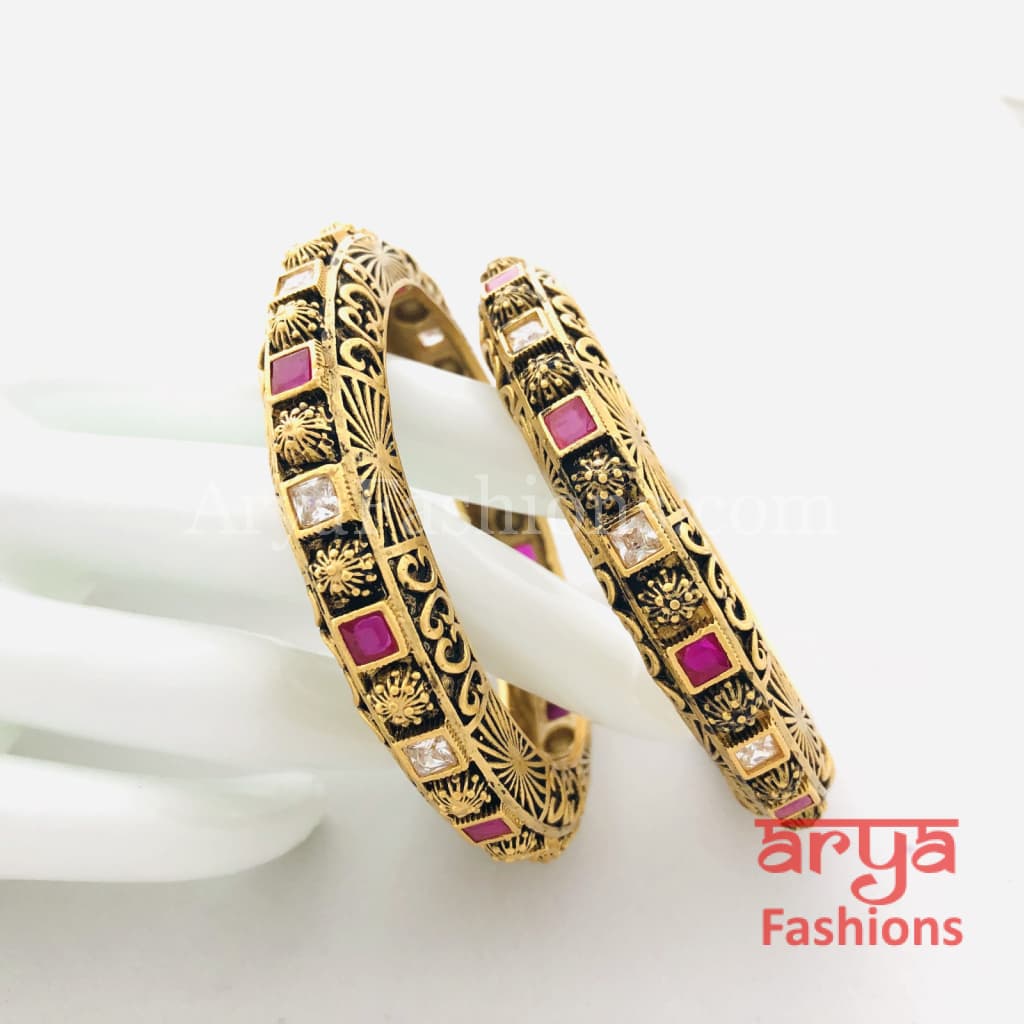 Black Meenakari Kundan Bangles / Rajwadi Kada