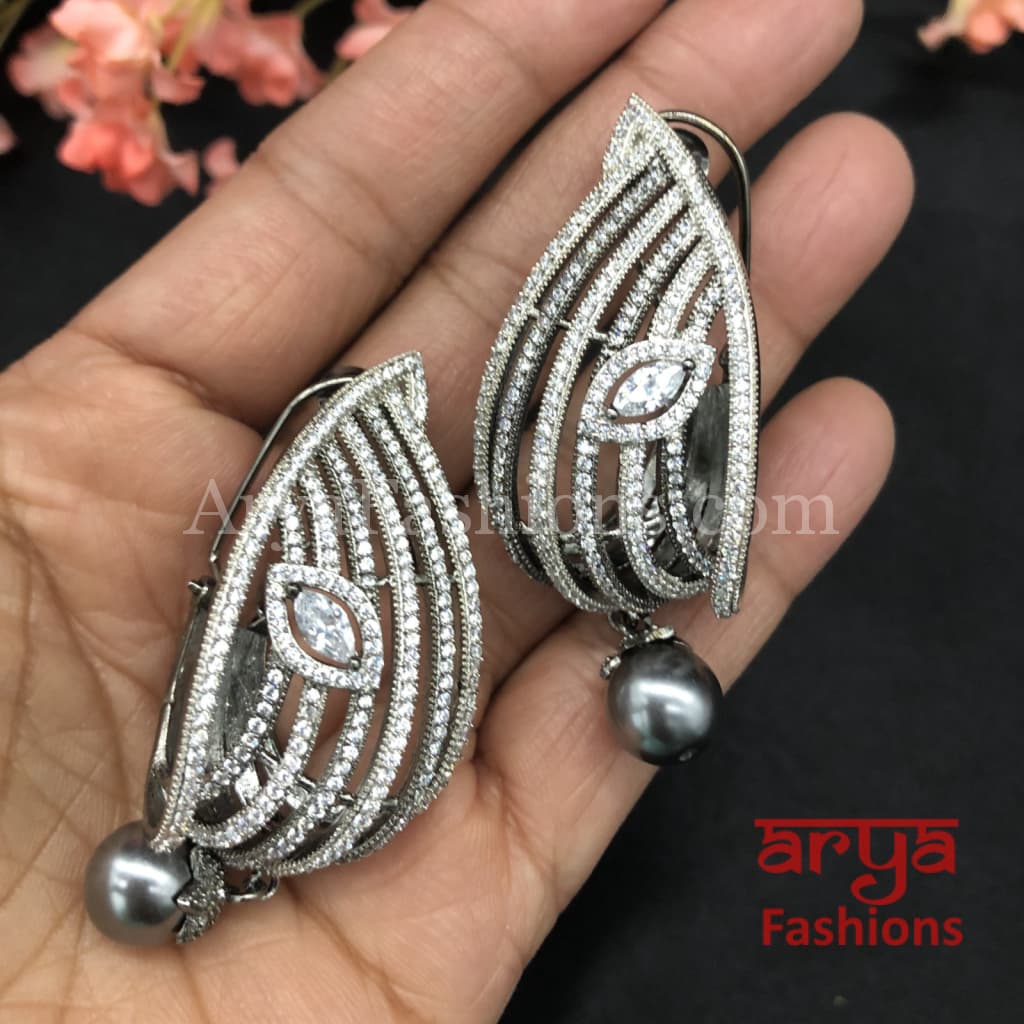Cubic Zirconia Party earrings with Gray Pearls