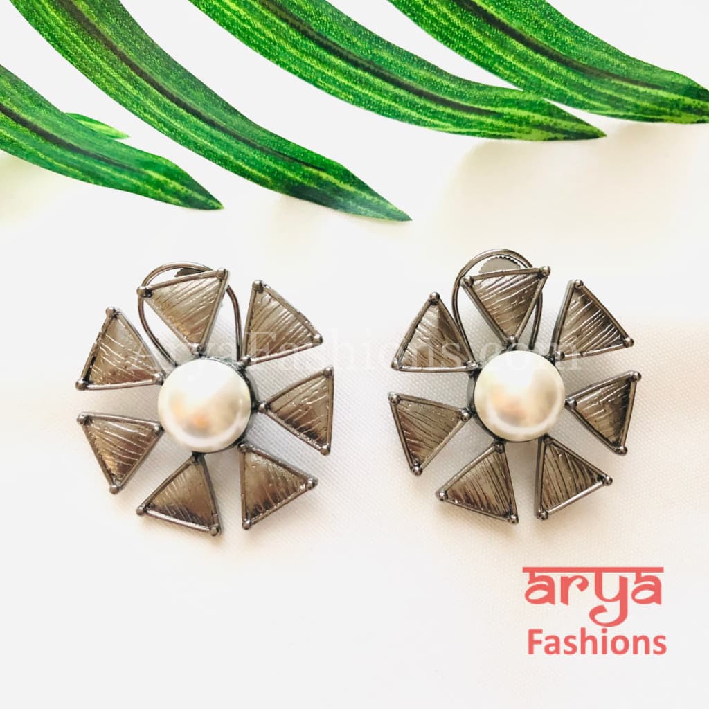 Misha Golden Flower Stud/ Stud Earrings/Mother of Pearl Earrings