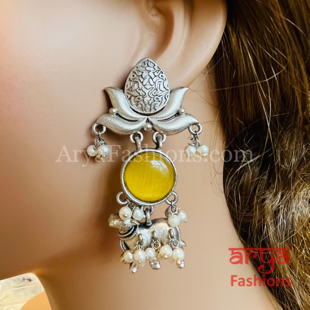 Soha Colored stone Silver like Oxidized Earrings