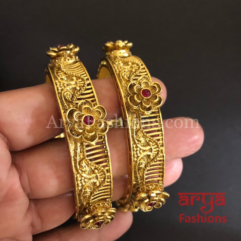 Antique finish Rajwadi Kada Bangles