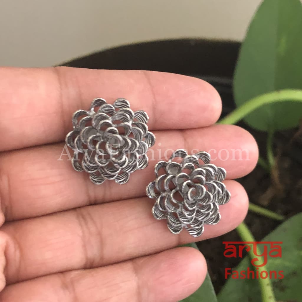 Esha Wire Mash Fusion Studs/Flower Earrings