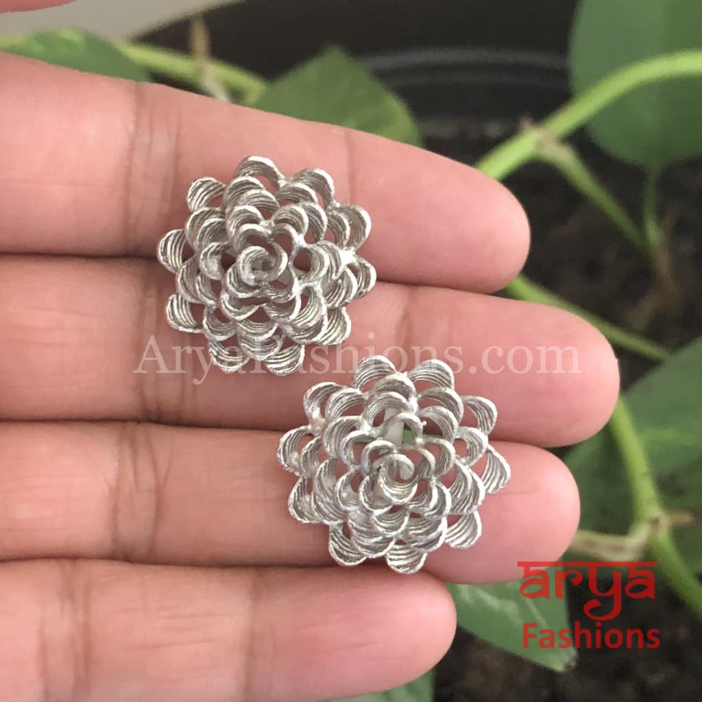 Esha Wire Mash Fusion Studs/Flower Earrings