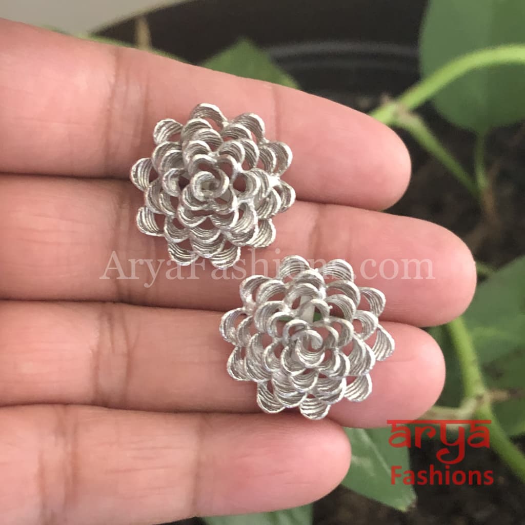 Esha Wire Mash Fusion Studs/Flower Earrings