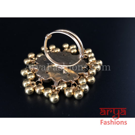 Beautiful Kundan Ring with Golden Beads