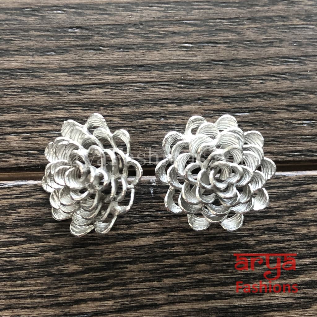 Esha Wire Mash Fusion Studs/Flower Earrings