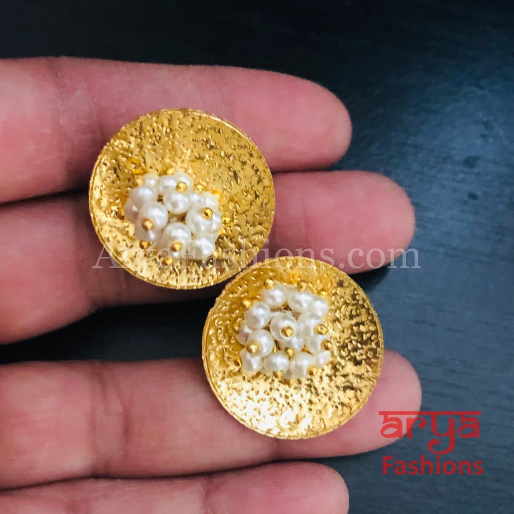 Golden Designer Studs/ Lightweight Pearl beads Earrings