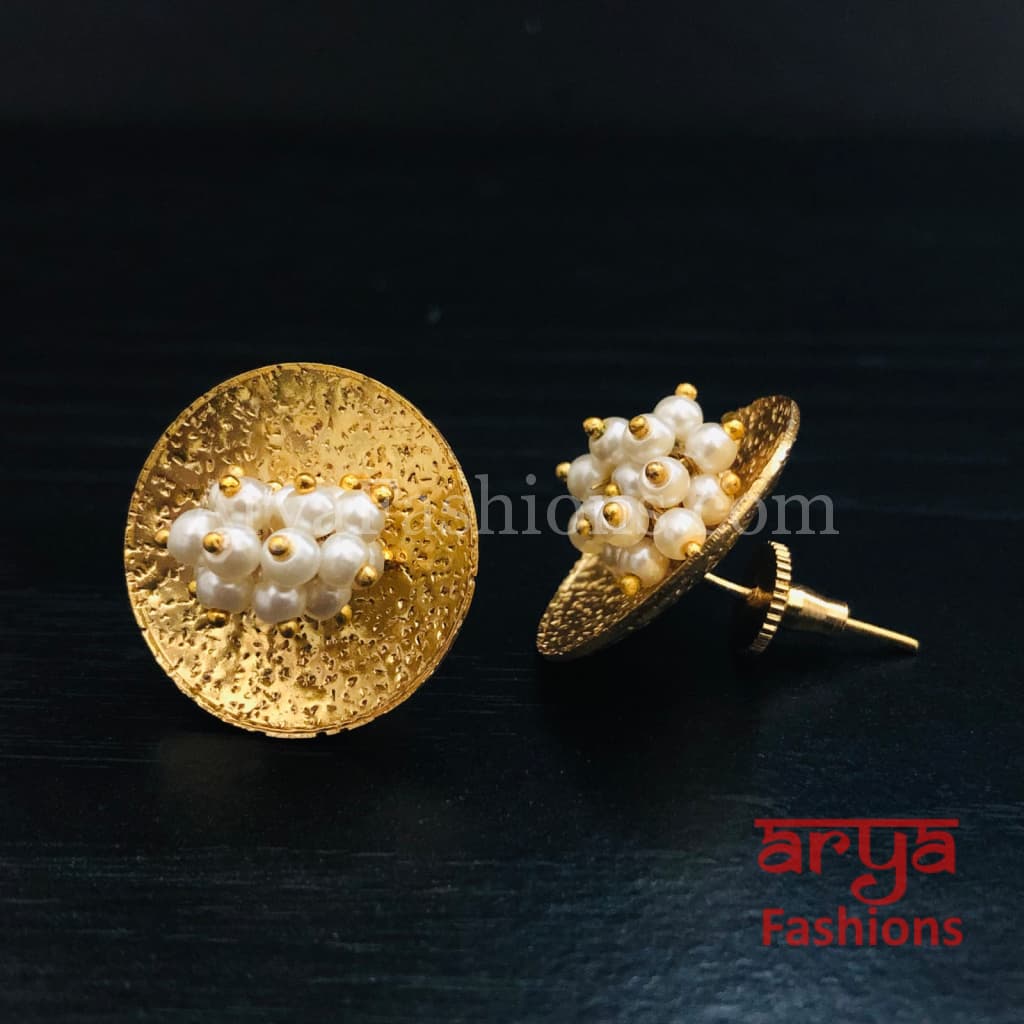 Golden Designer Studs/ Lightweight Pearl beads Earrings