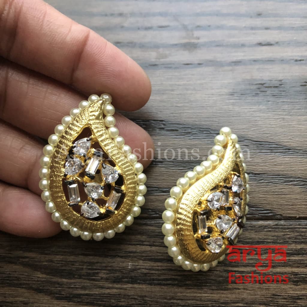 Ivanka Golden Kundan Stud Earrings/Fusion Indo Western Earrings