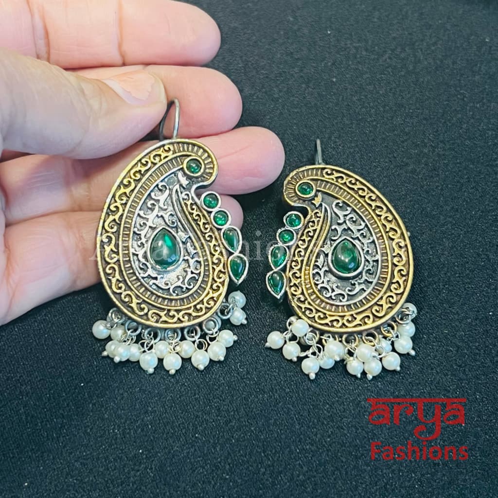 Kerri Silver Oxidized Pearl Chandbali Earlobe Earrings