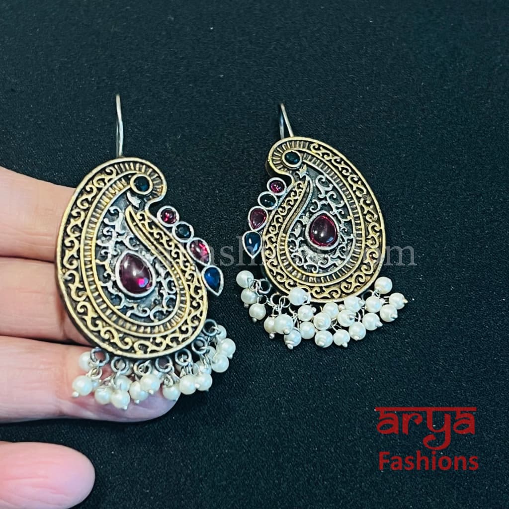 Kerri Silver Oxidized Pearl Chandbali Earlobe Earrings