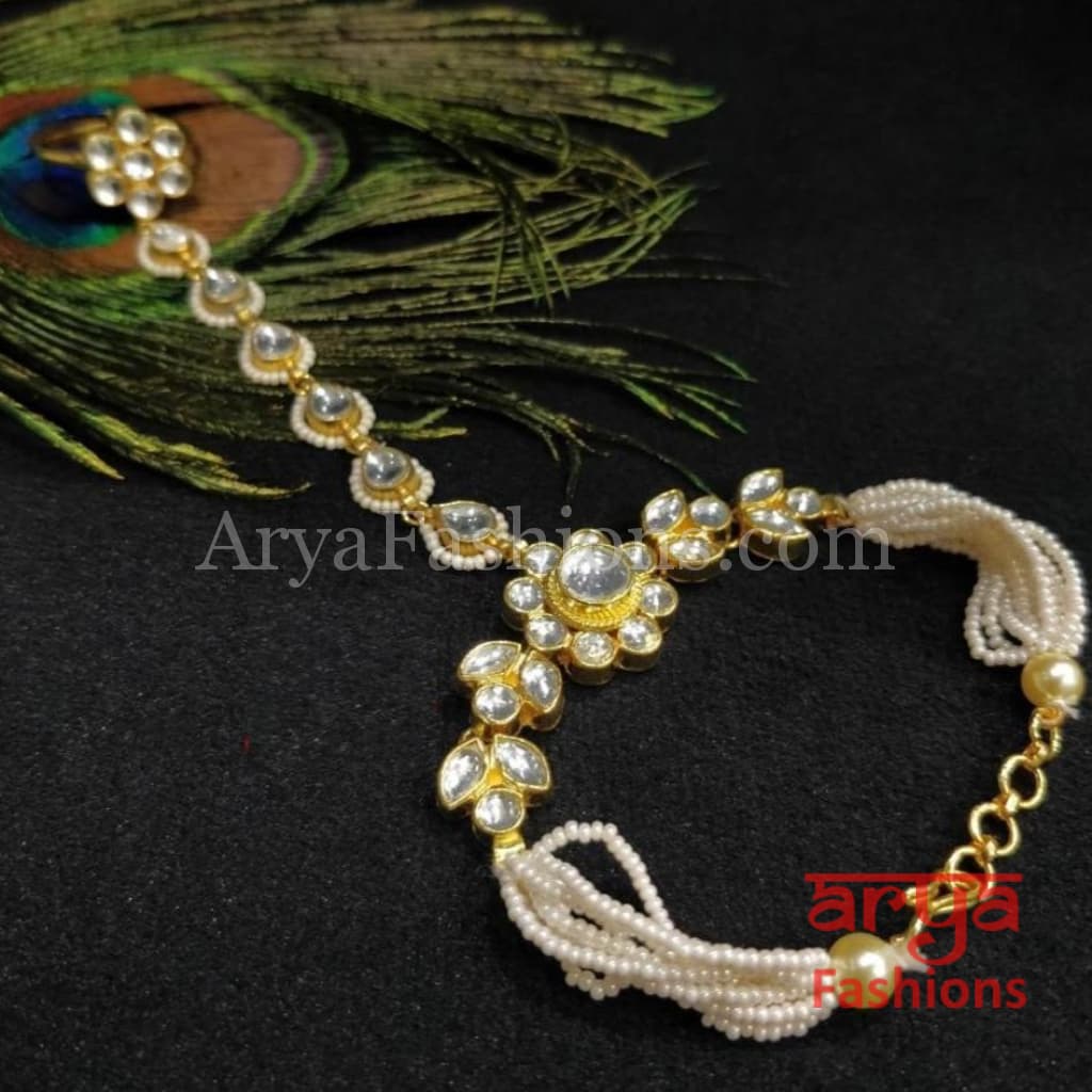 Mahira Pacchi Kundan Hathphool Pair with Pearls