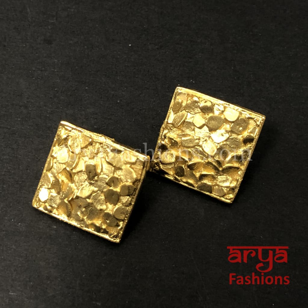 Mirraw Chipped Studs/Golden studs/ Statement Fusion Studs