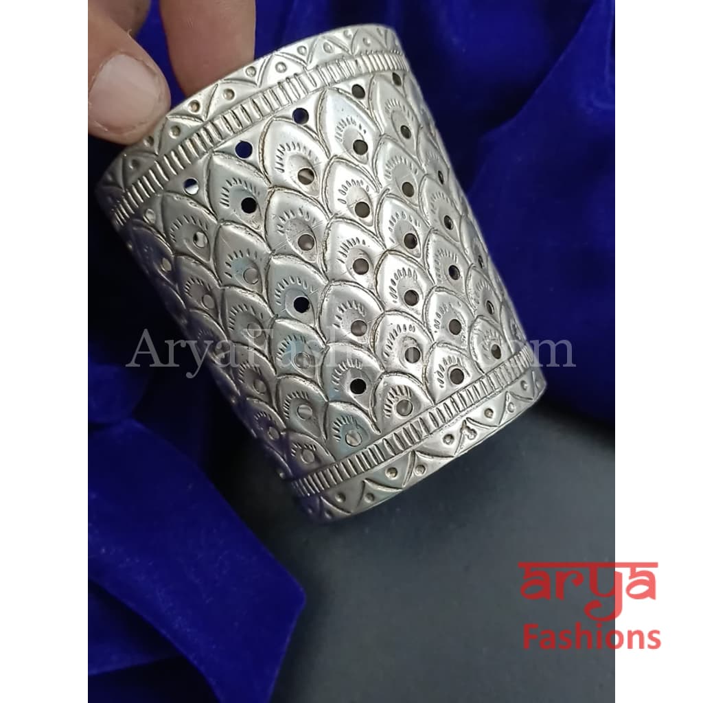 1pc Jiangzimei Peacock feathers leather bracelet Cartoon silver bracelets  Glass Round Dome bracelet - AliExpress