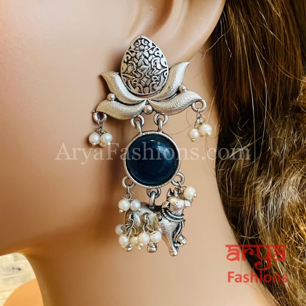 Soha Colored stone Silver like Oxidized Earrings